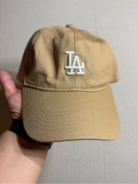 LA Dodgers Hat Tan Strapback MLB Adjustable Cap Neutral